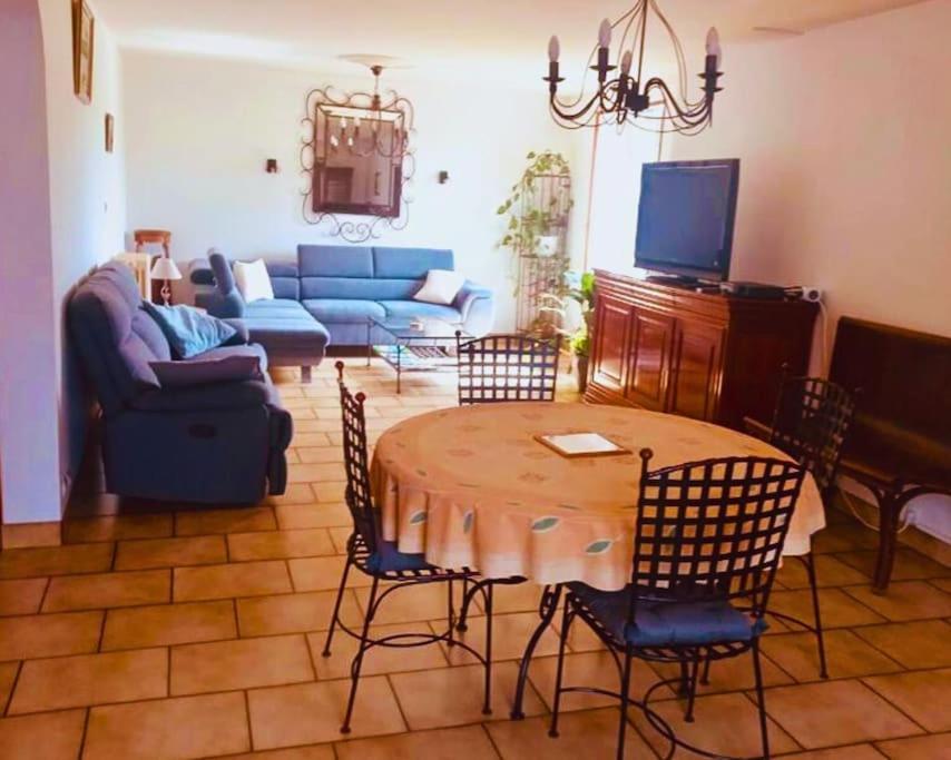 Maison En Pierre Au Milieu Du Bocage Coulouvray-Boisbenatre Ngoại thất bức ảnh